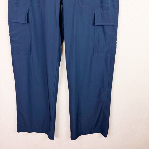 Athleta Navy High Rise Cargo Pants Workout Casual Size 12 Tall - Picture 2 of 7